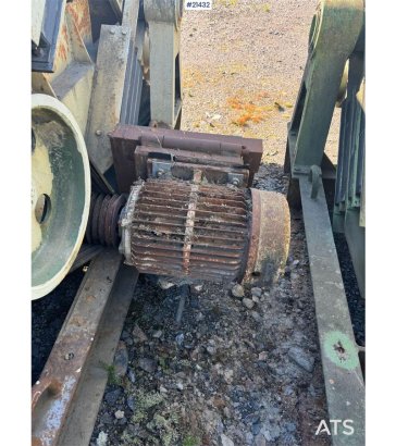 Ludwig Binder Linear quarry sieve. Ludwig Binder Linear quarry sieve. 1968 2 image 44