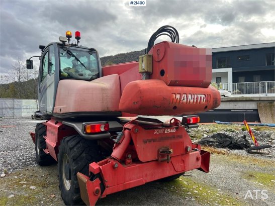 Manitou MRT2540 w/ radio control, crew basket, 2 sets of p MRT2540 w/ radio control, crew basket, 2 sets of p 2008 2 image 44