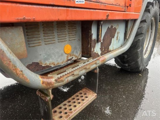 JLG 4017 telehandler w/ two pallet forks and bucket. C 4017 telehandler w/ two pallet forks and bucket. C 2007 2 Wheel Loa...