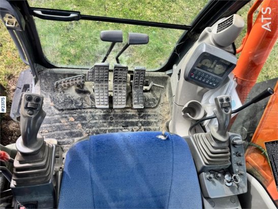 Hitachi ZX85US-3 Crawler Excavator with 3 buckets and grap ZX85US-3 Crawler Excavator with 3 buckets and grap 2012 2 Crawl...