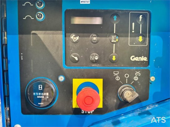 Genie GS3268 Scissor Lift. 1010 hours! GS3268 Scissor Lift. 1010 hours! 2008 2 image 56
