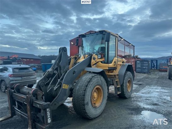 Volvo L90F wheel loader w/ Volvo gravel bucket. WATCH VI 10140 2011 2 Wheel Loaders image 14