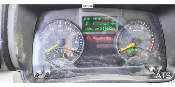 Mitsubishi Fuso Canter 4x2 flatbed truck for sale as a repair Fuso Canter 4x2 flatbed truck for sale as a repair 2019 2 im...