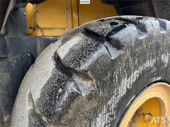 Komatsu WA470-5H Wheel loader w/ bucket 848 2004 2 Wheel Loaders image 29