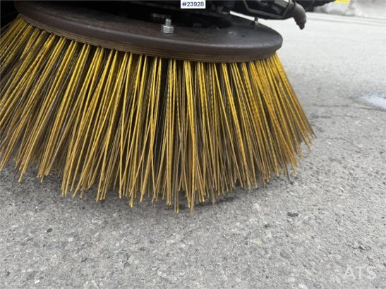 Boschung s3 street sweeper Boschung s3 street sweeper 2019 2 image 14