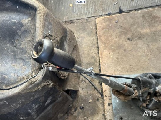 Volvo Skid Steer Loader w/ Jonsred Crane Skid Steer Loader w/ Jonsred Crane 1996 2 Crane trucks image 14