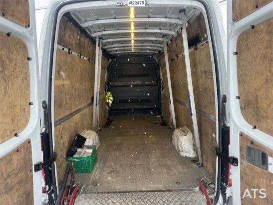 Mercedes-Benz Sprinter 4x2 w/ 2 sets of tires and ramp Mercedes-Benz Sprinter 4x2 w/ 2 sets of tires and ramp 2014 2 Small...