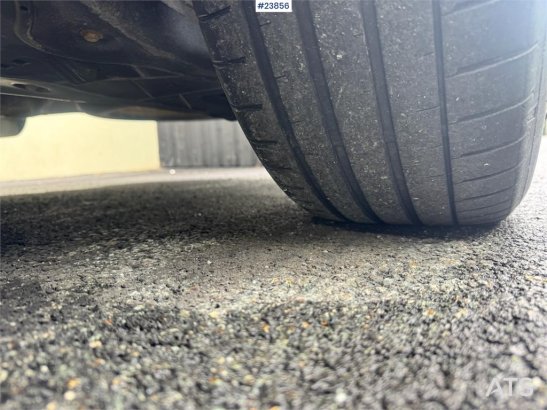 Mercedes-Benz Vito 119 4x4 Van – Two Sets of Tires Mercedes-Benz Vito 119 4x4 Van – Two Sets of Tires 2015 2 Small Vans im...