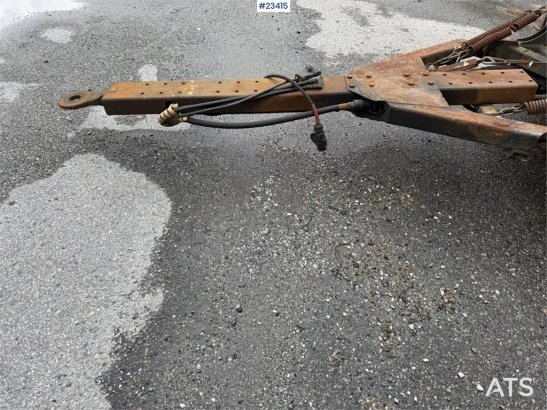 Kaupe 3 akslet hook trailer with tipper for sale as a re Kaupe 3 akslet hook trailer with tipper for sale as a re 2011 2 i...