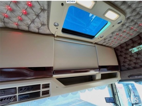 MAN TGX 28.510 6x2 Tractor Unit – Custom Interior TGX 28.510 6x2 Tractor Unit – Custom Interior 2022 2 Tractor Units image 14