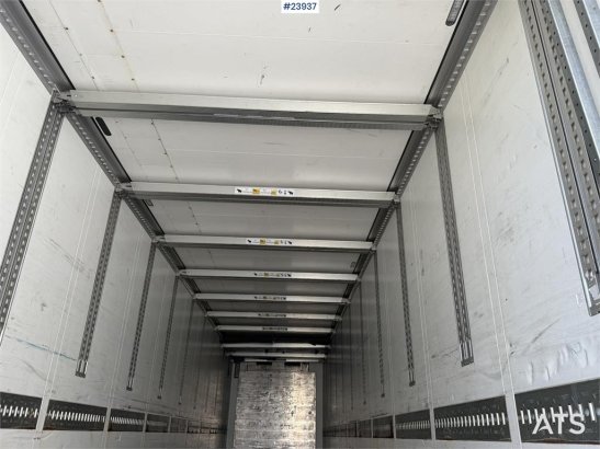 Schmitz Cargobull with refrigeration/freezing unit Schmitz Cargobull with refrigeration/freezing unit 2015 2 image 29