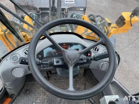Volvo L90G Wheel Loader – Low Hours – Bucket and Pallet L90G Wheel Loader – Low Hours – Bucket and Pallet 2013 2 Wheel Loa...