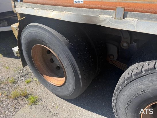 Volvo FL12 380 Tractor Unit with 2000 Vang Trailer FL12 380 Tractor Unit with 2000 Vang Trailer 1995 2 Tractor Units image 14