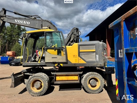 Volvo EW160E Wheeled Excavator w/ Elevating Cab and Grap EW160E Wheeled Excavator w/ Elevating Cab and Grap 2015 2 Wheeled...