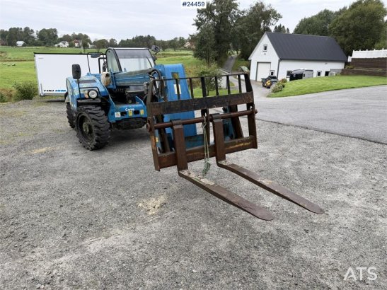 Genie GTH-2506 telescopic handler supplied with a bucket GTH-2506 telescopic handler supplied with a bucket 2015 2 Wheel L...