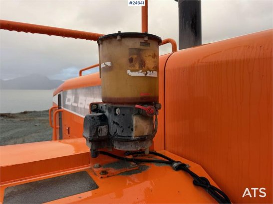 Doosan DL550-5 wheel loader with scale, bucket, and new t Doosan DL550-5 wheel loader with scale, bucket, and new t 2015 2...
