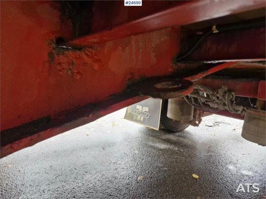 Tyllis 2 akslet Flatbed trailer – repair project with fol Tyllis 2 akslet Flatbed trailer – repair project with fol 2004 2...