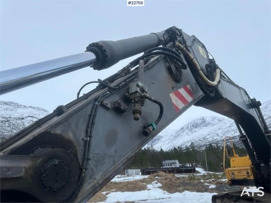 Volvo EC240BLC excavator w/ one bucket. Recently certifi EC240BLC excavator w/ one bucket. Recently certifi 2006 2 Crawler...