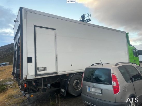 Volvo FM450 box truck 6x2 w/ full side opening, 2 zone u FM450 box truck 6x2 w/ full side opening, 2 zone u 2016 2 image 37