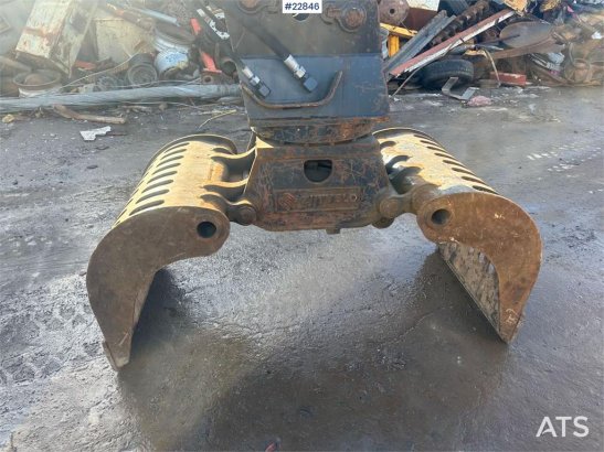 Fuchs MHL 320 S5 Material handler with grab. WATCH VIDEO Fuchs MHL 320 S5 Material handler with grab. WATCH VIDEO 2025 2 W...