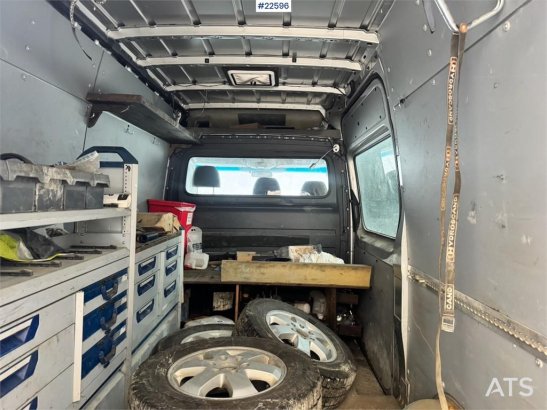 Mercedes-Benz Sprinter 319 with interior and 2 sets of tires Sprinter 319 with interior and 2 sets of tires 2009 2 Small V...