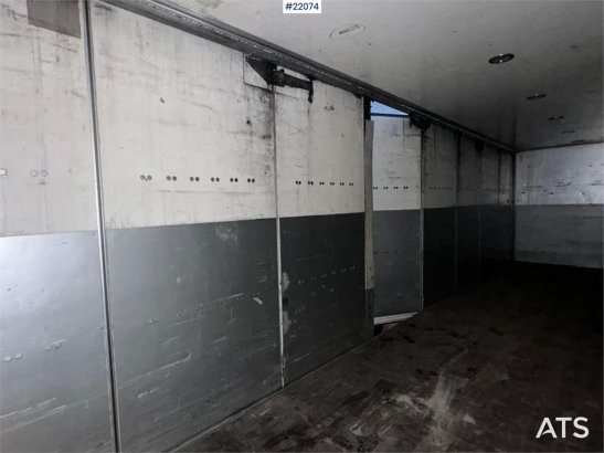 Limetec semi-trailer with full side opening. Limetec semi-trailer with full side opening. 2008 2 Box semi-trailers image 93