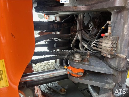 Doosan DL 300-3 hjullaster m/ skuffe, pallegafler og kjet Doosan DL 300-3 hjullaster m/ skuffe, pallegafler og kjet 2013 2...