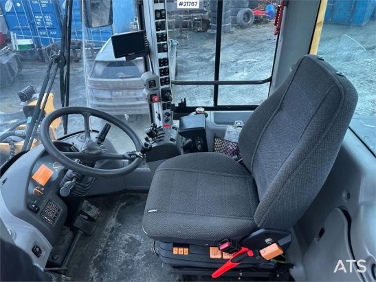 Volvo L90F wheel loader w/ Volvo gravel bucket. WATCH VI 10140 2011 2 Wheel Loaders image 15