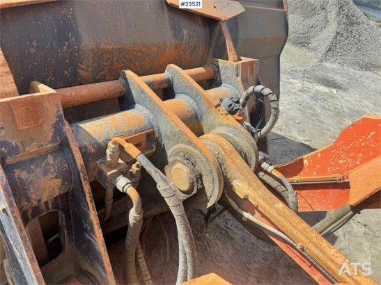 Hitachi ZW220 Wheel Loader w/Bucket – Rebuilt Engine WATCH 884 2012 2 Wheel Loaders image 15