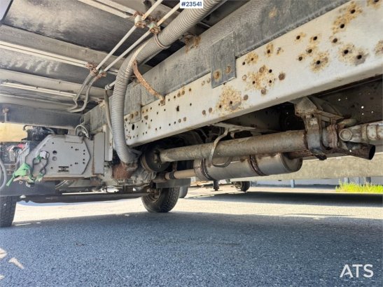 Mitsubishi Fuso Canter Flatbed Truck with Rear-Mounted Crane Fuso Canter Flatbed Truck with Rear-Mounted Crane 2010 2 imag...