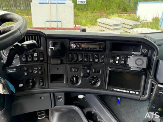 Scania R580 8x2 flatbed truck R580 8x2 flatbed truck 2017 2 image 60