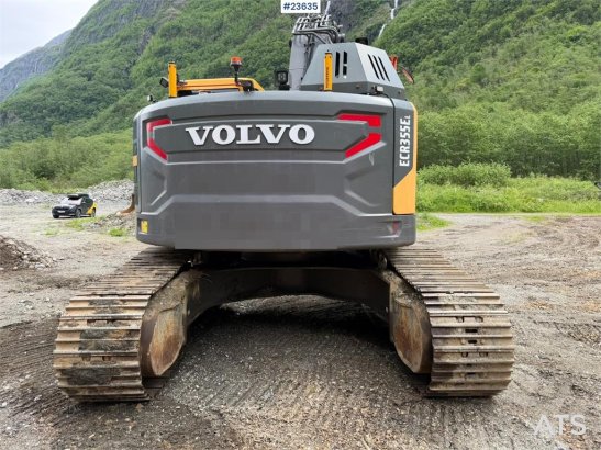 Volvo ECR355EL excavator with bucket, rototilt, and GPS ECR355EL excavator with bucket, rototilt, and GPS 2018 2 Crawler E...
