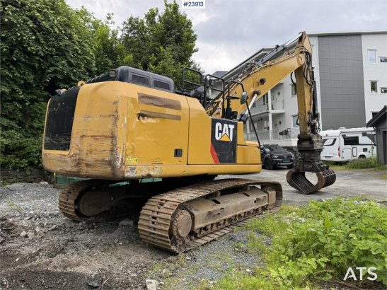 CAT 326FLN excavator with Oilquick, claw, grading buck 326FLN excavator with Oilquick, claw, grading buck 2019 2 image 15