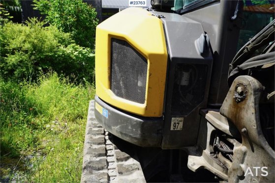 Volvo ECR58F with tilt and two buckets. Only 3,035 hours ECR58F with tilt and two buckets. Only 3,035 hours 2021 2 image 45