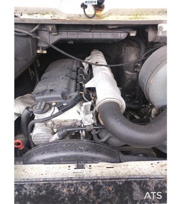 Mercedes-Benz 616 CDI 5-seater flatbed truck as a repair object Mercedes-Benz 616 CDI 5-seater flatbed truck as a repair o...