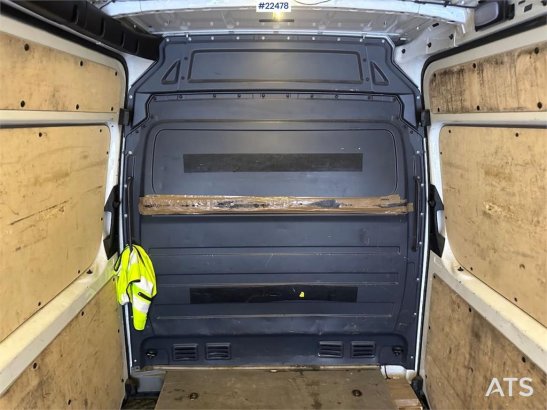 Mercedes-Benz Sprinter 4x2 w/ 2 sets of tires and ramp Mercedes-Benz Sprinter 4x2 w/ 2 sets of tires and ramp 2014 2 Small...