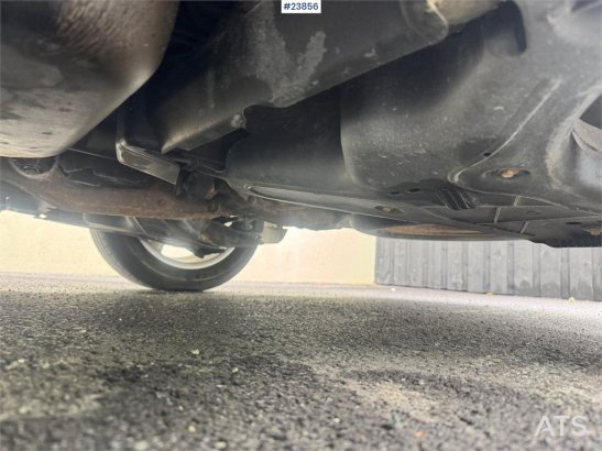 Mercedes-Benz Vito 119 4x4 Van – Two Sets of Tires Mercedes-Benz Vito 119 4x4 Van – Two Sets of Tires 2015 2 Small Vans im...