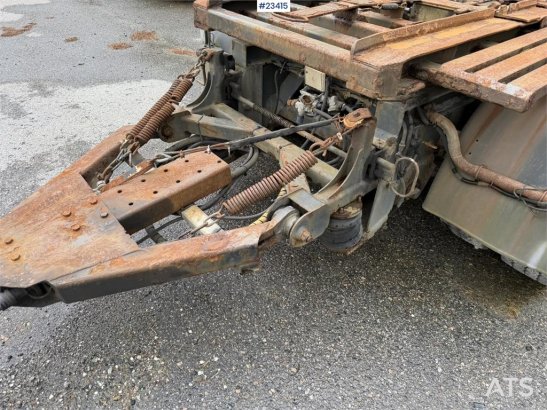 Kaupe 3 akslet hook trailer with tipper for sale as a re Kaupe 3 akslet hook trailer with tipper for sale as a re 2011 2 i...