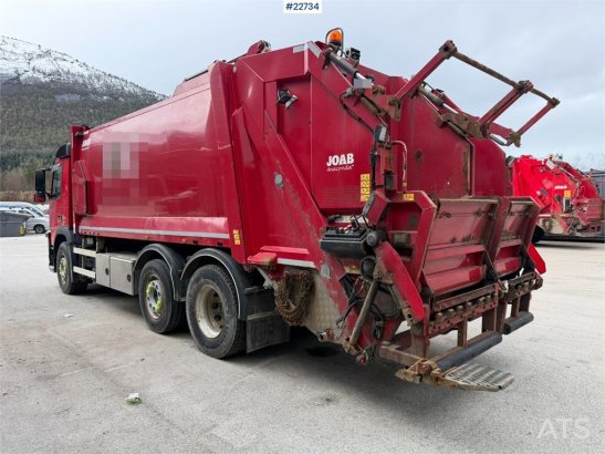 Volvo FM370 6x2 pusher with 2 chamber refuse truck with FM370 6x2 pusher with 2 chamber refuse truck with 2018 2 image 15