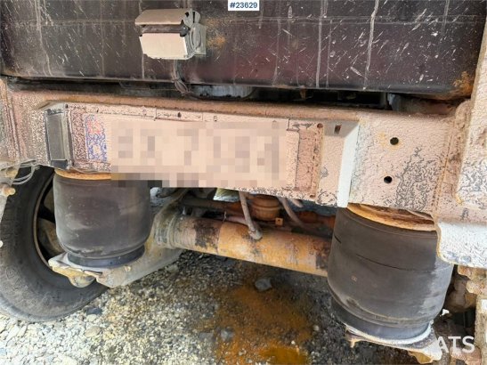 Volvo FH540 6x4 tractor unit with a 2017 3-axle Langendo 590 2019 2 Tractor Units image 30