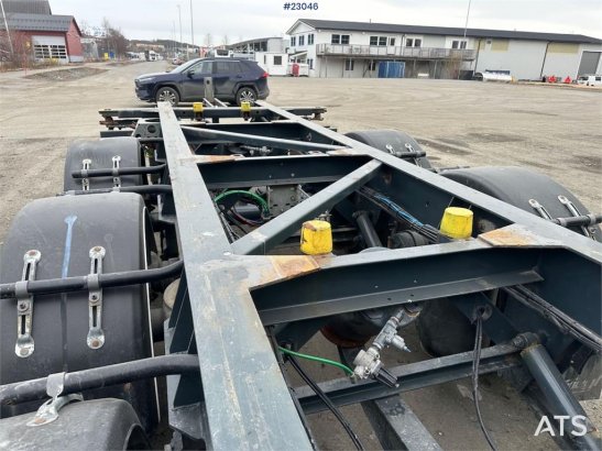 Fliegl 3 axle container trailer. Fliegl 3 axle container trailer. 2019 2 image 30