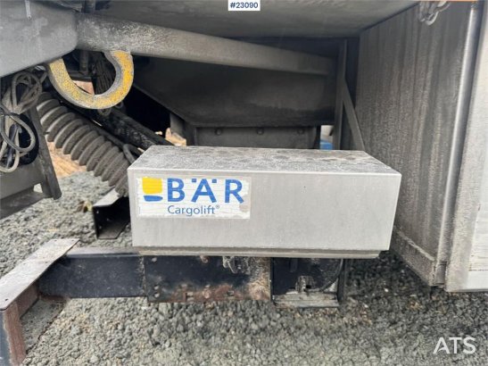 Schmitz Cargobull 2-axle box trailer with Carrier refrigeration unit Schmitz Cargobull 2-axle box trailer with Carrier ref...