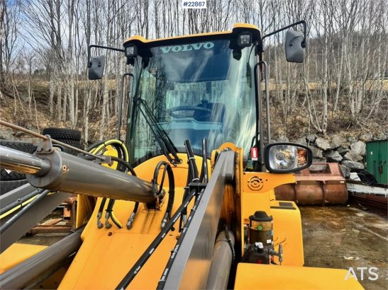 Volvo L30G Wheel Loader w/Bucket – 1410 hours! WATCH VID L30G Wheel Loader w/Bucket – 1410 hours! WATCH VID 2020 2 Wheel L...