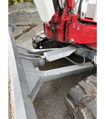 Takeuchi TB280FR excavator with grading bucket and rototilt TB280FR excavator with grading bucket and rototilt 2023 2 Craw...