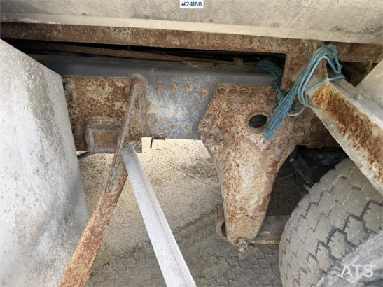 Scania R580 tanker truck repair object with a 3-compartme R580 tanker truck repair object with a 3-compartme 2005 2 image 15
