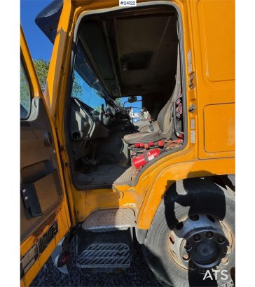 Volvo FL10 Tipper Truck – Rear-Mounted Palfinger Crane FL10 Tipper Truck – Rear-Mounted Palfinger Crane 1994 2 Crane truck...