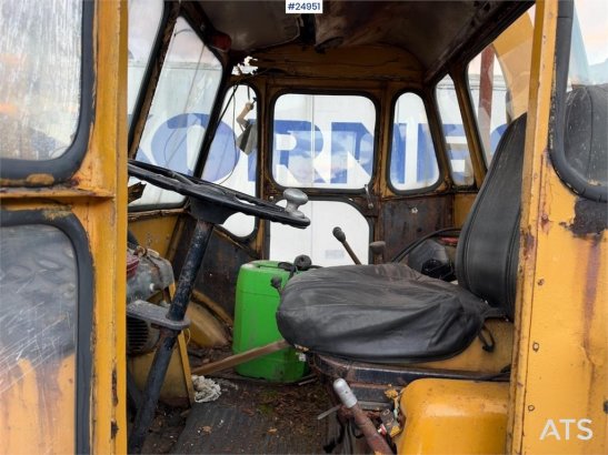 Hyster Forklift with hydraulic forks – Needs repair Forklift with hydraulic forks – Needs repair 2 Forklift image 15