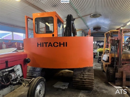 Hitachi UH033 UH033 1986 2 Crawler Excavators image 32