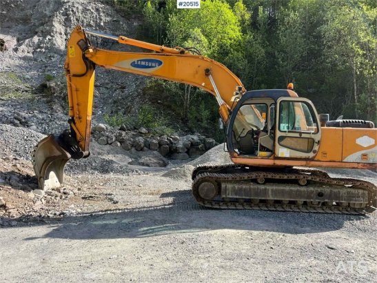 Samsung se210 LC3 Excavator w/ toothed bucket. WATCH THE V Samsung se210 LC3 Excavator w/ toothed bucket. WATCH THE V 1999...