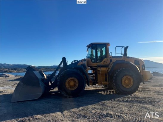 Volvo L220G Wheel Loader w/Bucket – Certified WATCH VIDE L220G Wheel Loader w/Bucket – Certified WATCH VIDE 2011 2 Wheel L...
